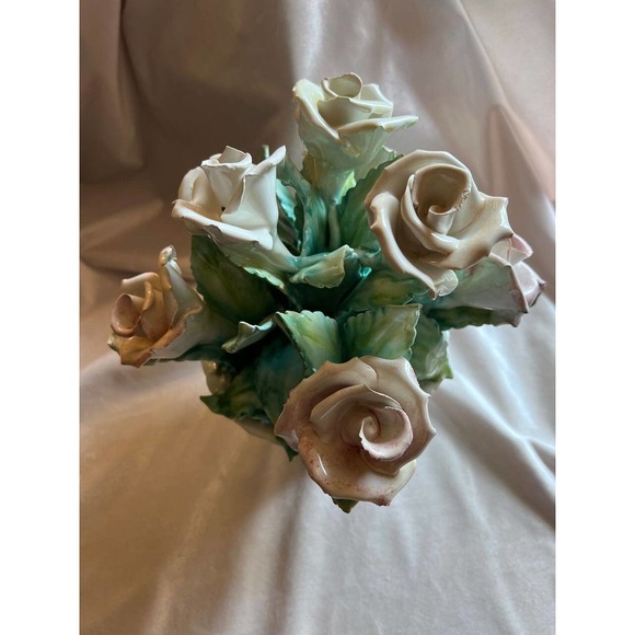 Hand painted, glazed Ceramic Flower Arrangement - Picture 6 of 10